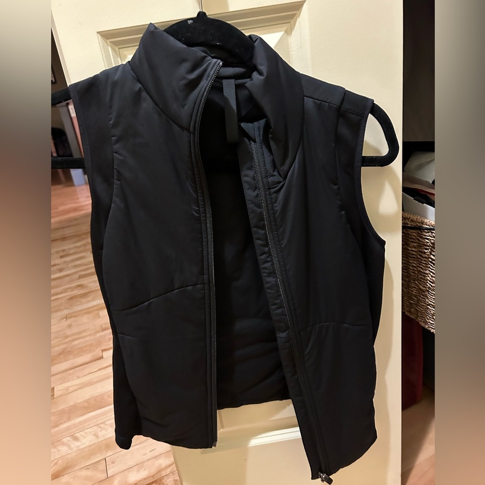 Lululemon vest